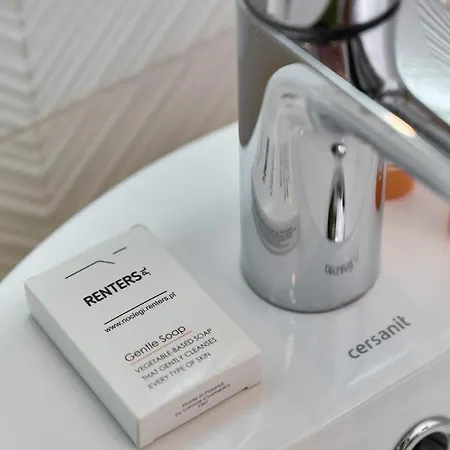 Blue Sky With Parking & Balcony By Renters * Βρότσλαβ