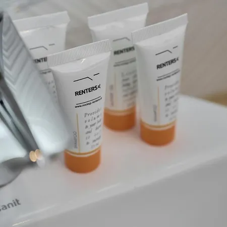 Blue Sky With Parking & Balcony By Renters * Wrocław